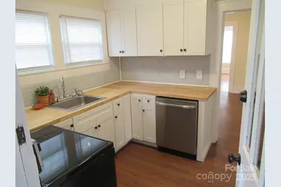 1109 E Main Street, Maiden, NC 28650 - Photo 7