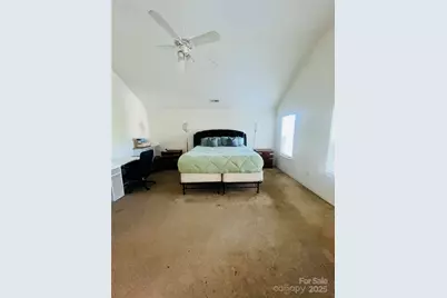 5502 Freestone Drive, Charlotte, NC 28216 - Photo 17