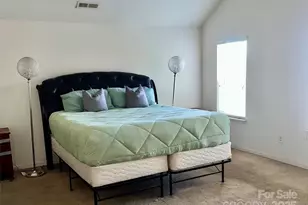 5502 Freestone Dr, Charlotte, NC 28216 - Photo 15