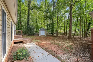 6217 Randy Dr, Charlotte, NC 28215 - Photo 13