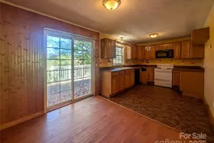 117 River Look Dr, Burnsville, NC 28714 - Photo 15