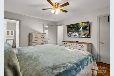 2115 N Stoney View Court, Hendersonville, NC 28792 - Photo 23