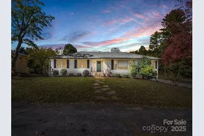 2115 N Stoney View Court, Hendersonville, NC 28792 - Photo 3