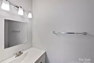 9065 Cinnabay Dr, Charlotte, NC 28216 - Photo 15