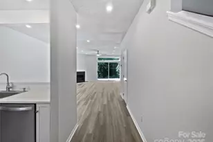 9065 Cinnabay Dr, Charlotte, NC 28216 - Photo 11