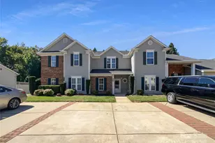 9065 Cinnabay Dr, Charlotte, NC 28216 - Photo 1