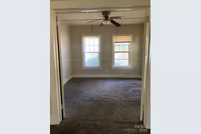 405 S Yates Street, Gastonia, NC 28052 - Photo 9