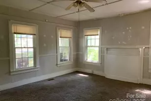 405 S Yates St, Gastonia, NC 28052 - Photo 7