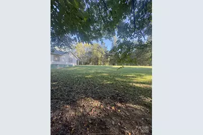 608 W Pine Street, Blacksburg, SC 29702 - Photo 5