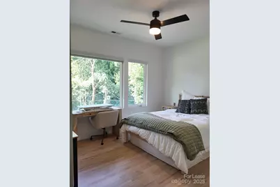 1932 St Mark Street, Charlotte, NC 28216 - Photo 17