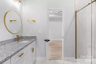 142 Crystal Heights Dr, Hendersonville, NC 28739 - Photo 33