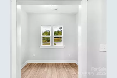 142 Crystal Heights Drive, Hendersonville, NC 28739 - Photo 27