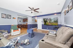 5033 El Molino Dr, Charlotte, NC 28214 - Photo 15