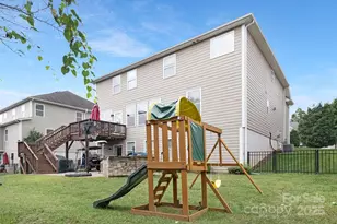 5033 El Molino Dr, Charlotte, NC 28214 - Photo 5