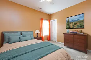 1822 Charbray Ln, Charlotte, NC 28213 - Photo 27