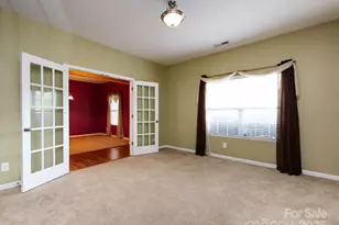 1822 Charbray Ln, Charlotte, NC 28213 - Photo 7