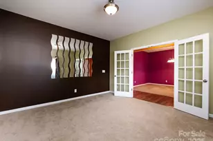 1822 Charbray Ln, Charlotte, NC 28213 - Photo 9