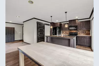 4 N Frederick Lane, Hendersonville, NC 28792 - Photo 11