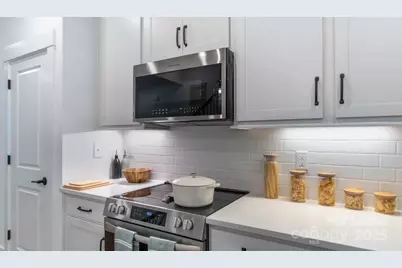 713 Yellowstone Drive, Charlotte, NC 28208 - Photo 7