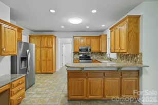 8016 Painted Pony Ct, Charlotte, NC 28269 - Photo 11