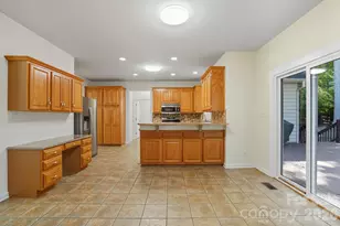 8016 Painted Pony Ct, Charlotte, NC 28269 - Photo 11