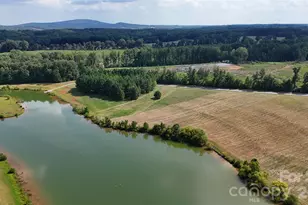 4488 Mirror Lk Dr, Catawba, NC 28609 - Photo 7