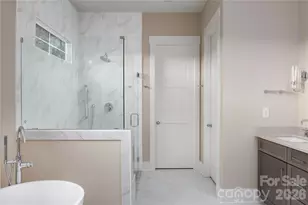 4488 Mirror Lk Dr, Catawba, NC 28609 - Photo 19