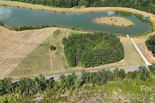 4488 Mirror Lk Dr, Catawba, NC 28609 - Photo 5