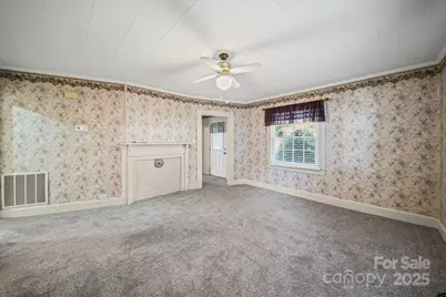 210 Smith Street, Clover, SC 29710 - Photo 5