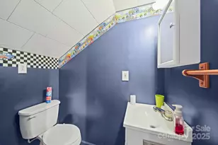 210 Smith St, Clover, SC 29710 - Photo 25