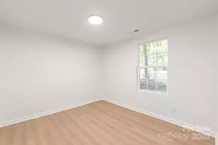 8412 Strider Dr, Charlotte, NC 28212 - Photo 27