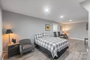 94 Davey Crockett Rd, Fairview, NC 28730 - Photo 29