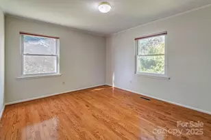 9 Guinevere Ct, Asheville, NC 28806 - Photo 19