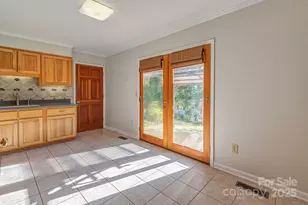 9 Guinevere Ct, Asheville, NC 28806 - Photo 9