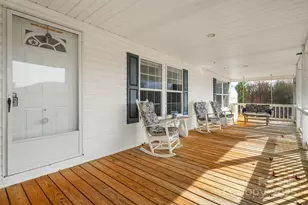 686 Sam Jones Rd, Burnsville, NC 28714 - Photo 7