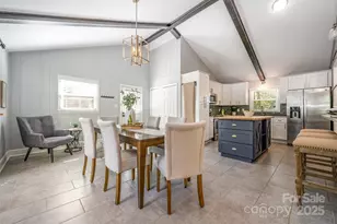 1901 Edgewater Dr, Charlotte, NC 28210 - Photo 5