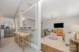 1901 Edgewater Dr, Charlotte, NC 28210 - Photo 7