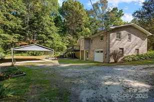 3214 Debbie Dr, Hendersonville, NC 28791 - Photo 23