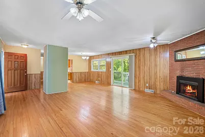 3214 Debbie Drive, Hendersonville, NC 28791 - Photo 9