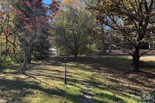 3214 Debbie Dr, Hendersonville, NC 28791 - Photo 5