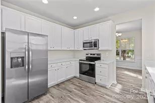 6118 Colonial Garden Dr, Huntersville, NC 28078 - Photo 7