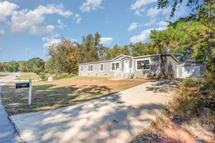 5843 Dachshund St, Iron Station, NC 28080 - Photo 5