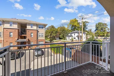 1302 Kenilworth Avenue #112, Charlotte, NC 28203 - Photo 11