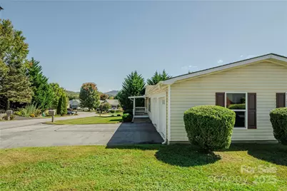 14 Beechnut Drive, Hendersonville, NC 28739 - Photo 19