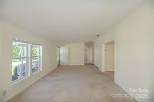 14 Beechnut Dr, Hendersonville, NC 28739 - Photo 13