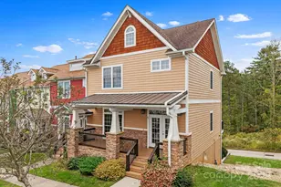 27 Walnut Springs Dr, Asheville, NC 28804 - Photo 1