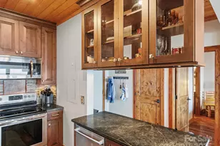 80 Slickrock Rd, Burnsville, NC 28714 - Photo 13