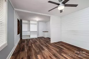 1040 Laurel Ln, Gastonia, NC 28054 - Photo 9