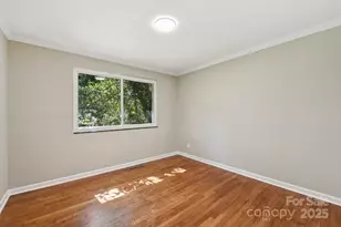 900 E Woodlawn Rd, Charlotte, NC 28209 - Photo 11