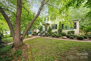 303 Country Club Rd, Asheville, NC 28804 - Photo 35